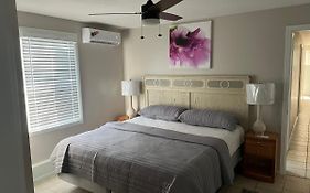 Near French Quarter Nice Two Bedrooms+